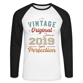 June 2019 Aged to Perfection June 2019 vintage - Unisex Long Sleeve Baseball T-Shirt - white/black - Front - Nik (191cm)