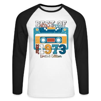 Cassette Juin 1973 Millésime 1973 Anniversaire 1973 - T-shirt baseball manches longues Homme - blanc/noir - Devant - Nik (191cm)