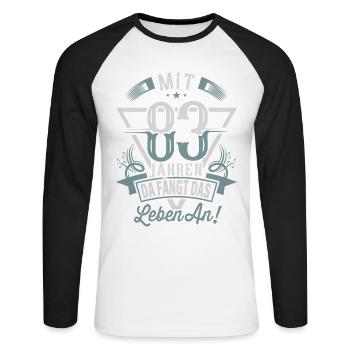 83. Geburtstag Da Fängt Das Leben An - Unisex Baseballshirt langarm - Weiß/Schwarz - Vorne - Nik (191cm)