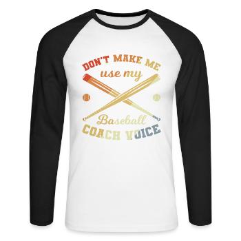 Baseball Trainer - Unisex Baseballshirt langarm - Weiß/Schwarz - Vorne - Nik (191cm)