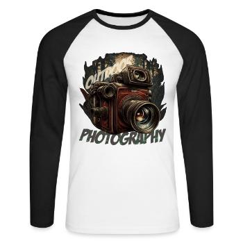 Caméra dans la forêt avec lettrage - T-shirt baseball manches longues Homme - blanc/noir - Devant - Nik (191cm)