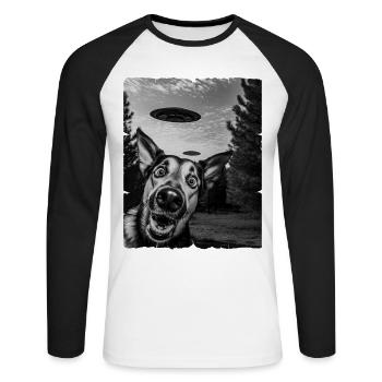 German Shepherd Aliens Invasion Uap Weirdcore - Unisex Long Sleeve Baseball T-Shirt - white/black - Front - Nik (191cm)