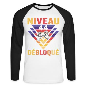 Level 44 Freigeschaltetes Geschenk 44 Jahre Gamer Geek Lustig - Unisex Baseballshirt langarm - Weiß/Schwarz - Vorne - Nik (191cm)