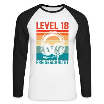 18. Geburtstag Jungen Gamer Level 18 Unlocked - Unisex Baseballshirt langarm - Weiß/Schwarz - Vorne - Nik (191cm)