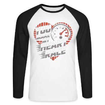 Rennsport Herz Shirt – Liebe und Geschwindigkeit - Unisex Baseballshirt langarm - Weiß/Schwarz - Vorne - Nik (191cm)