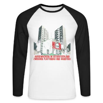 Hardtekk Tekke Ostdeutschland Plattenbau - Unisex Long Sleeve Baseball T-Shirt - white/black - Front - Nik (191cm)