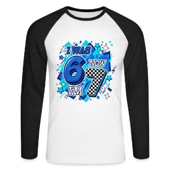 Six Seven Blue Checkered 67 - Unisex Baseballshirt langarm - Weiß/Schwarz - Vorne - Nik (191cm)
