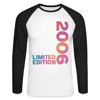 Geburtstagsgeschenk zum 20. Jubiläum 2006 - Unisex Baseballshirt langarm - Weiß/Schwarz - Vorne - Nik (191cm)