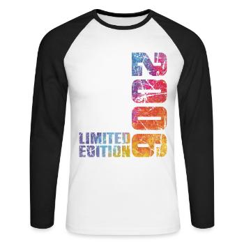 20. Geburtstag Junge Mädchen 20 Jahre alt 2006 Geschenk - Unisex Baseballshirt langarm - Weiß/Schwarz - Vorne - Nik (191cm)