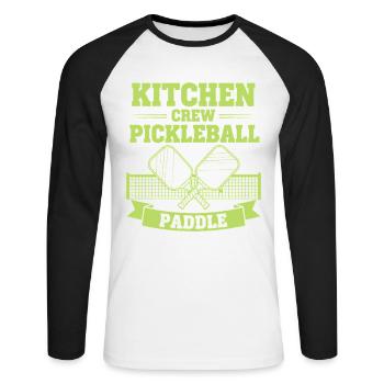 Pickleball Kitchen Crew Paddle lustige Spieler-Gurke - Unisex Baseballshirt langarm - Weiß/Schwarz - Vorne - Nik (191cm)