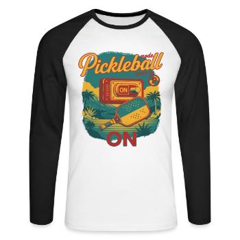 Mode Pickleball sur Funny Player Adore le pickleball - T-shirt baseball manches longues Homme - blanc/noir - Devant - Nik (191cm)