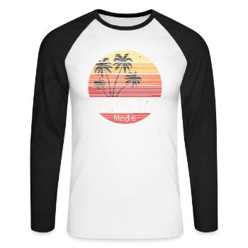 Vacation Mode Retro Palmen Sonnenuntergang Strand - Unisex Baseballshirt langarm - Weiß/Schwarz - Vorne - Nik (191cm)