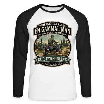 Legende auf vier Rädern – Quad Fahrer 70 Jahre - Unisex Baseballshirt langarm - Weiß/Schwarz - Vorne - Nik (191cm)