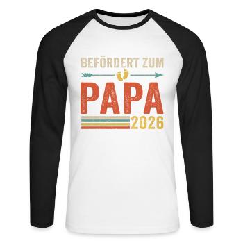 Retro Befördert zum Papa 2026 - Unisex Baseballshirt langarm - Weiß/Schwarz - Vorne - Nik (191cm)