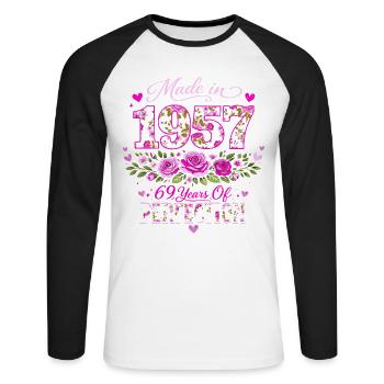 69-Jahre-Frau-Geschenk – Geburtstagsblume 1957 - Unisex Baseballshirt langarm - Weiß/Schwarz - Vorne - Nik (191cm)