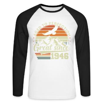 Vintage 1946 Vintage Retro Birthday Gift - Unisex Long Sleeve Baseball T-Shirt - white/black - Front - Nik (191cm)