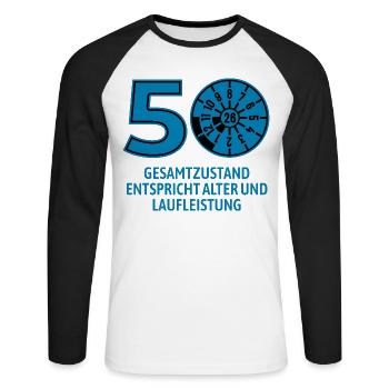 HU August 2026 - 50 Jahre - Geburtstag Geschenk - Unisex Baseballshirt langarm - Weiß/Schwarz - Vorne - Nik (191cm)