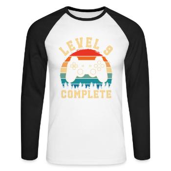 Level 9 complete – Enfant 9 ans - T-shirt baseball manches longues Homme - blanc/noir - Devant - Nik (191cm)