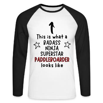 Badass, Ninja, Superstar, Paddleboarder - T-shirt baseball manches longues Homme - blanc/noir - Devant - Nik (191cm)