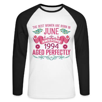 Juni 1994 Weiblicher Geburtstag Juni 1994 - Unisex Baseballshirt langarm - Weiß/Schwarz - Vorne - Nik (191cm)