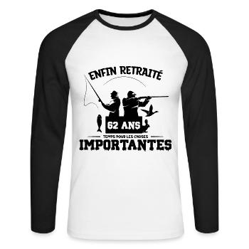 Enfin Retraité - T-shirt baseball manches longues Homme - blanc/noir - Devant - Nik (191cm)