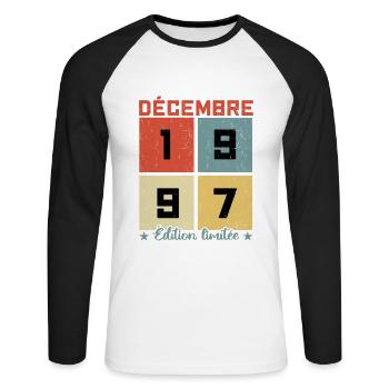 Anniversaire Décembre 1997 - T-shirt baseball manches longues Homme - blanc/noir - Devant - Nik (191cm)