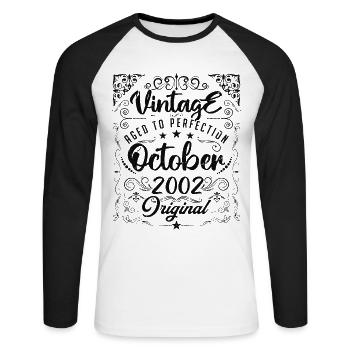 Vintage BORN IN OCTOBER 2002 - anniversary gift. - T-shirt baseball manches longues Homme - blanc/noir - Devant - Nik (191cm)