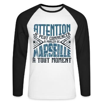 Avertissement, Marseille à tout moment. - T-shirt baseball manches longues Homme - blanc/noir - Devant - Nik (191cm)