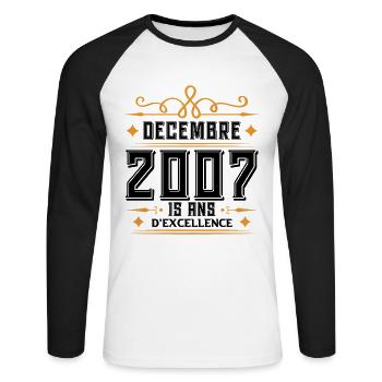 né en DÉCEMBRE 2007, 15 ans, cadeau anniversaire. - T-shirt baseball manches longues Homme - blanc/noir - Devant - Nik (191cm)