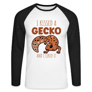 I kissed a Gecko and I liked it - Unisex Baseballshirt langarm - Weiß/Schwarz - Vorne - Nik (191cm)