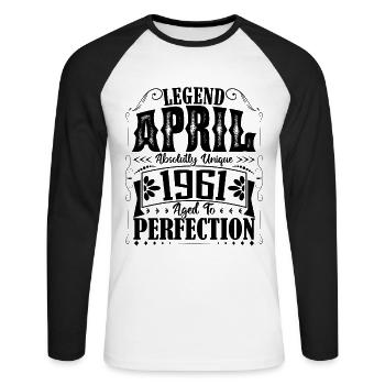April 1961. Geburtstag April 1961. Geschenk 1961. - Unisex Baseballshirt langarm - Weiß/Schwarz - Vorne - Nik (191cm)