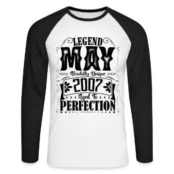 Mai 2007. Geburtstag Mai 2007. Geschenk Mai 2007. - Unisex Baseballshirt langarm - Weiß/Schwarz - Vorne - Nik (191cm)