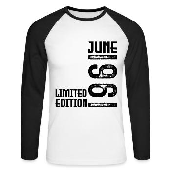 Cadeau juin 1961 anniversaire Juin 1961. juin 1961 - T-shirt baseball manches longues Homme - blanc/noir - Devant - Nik (191cm)