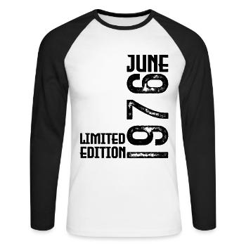 Cadeau juin 1976 anniversaire Juin 1976. juin 1976 - T-shirt baseball manches longues Homme - blanc/noir - Devant - Nik (191cm)