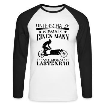 Mann mit einem Lastenrad - Lastenfahrrad - Unisex Baseballshirt langarm - Weiß/Schwarz - Vorne - Nik (191cm)