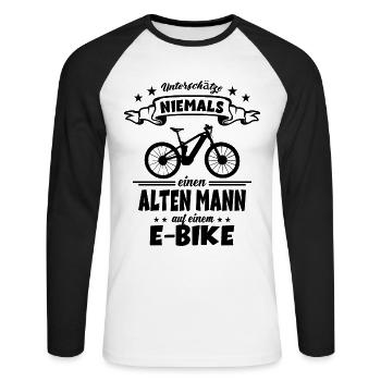 Alter Mann E-Bike Fahrrad - eBike Elektrofahrrad - Unisex Baseballshirt langarm - Weiß/Schwarz - Vorne - Nik (191cm)