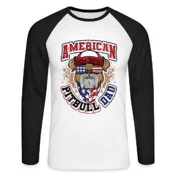 American Pitbull Dad 4. Juli - Unisex Baseballshirt langarm - Weiß/Schwarz - Vorne - Nik (191cm)
