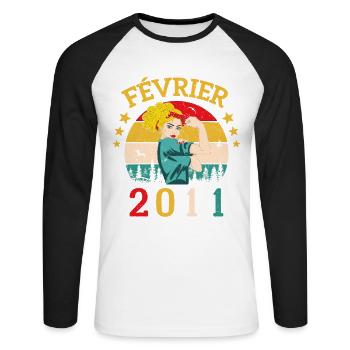 Février 2011 anniversaire idée cadeau vintage 2011 - T-shirt baseball manches longues Homme - blanc/noir - Devant - Nik (191cm)
