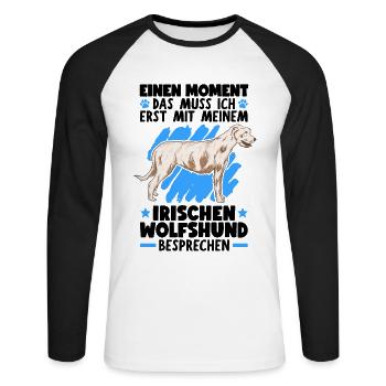 Mit meinem Irischer Wolfshund besprechen - Unisex Baseballshirt langarm - Weiß/Schwarz - Vorne - Nik (191cm)