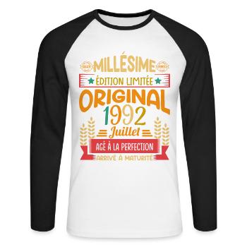Millésime Né(e) Juillet 1992 Cadeau Anniversaire - T-shirt baseball manches longues Homme - blanc/noir - Devant - Nik (191cm)