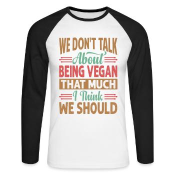 Nous ne parlons pas tellement d’être végétalien je pense - T-shirt baseball manches longues Homme - blanc/noir - Devant - Nik (191cm)