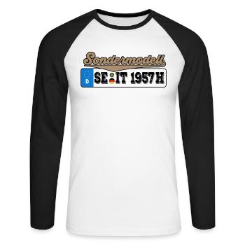 1957 Kennzeichen Geburtstag - Unisex Baseballshirt langarm - Weiß/Schwarz - Vorne - Nik (191cm)
