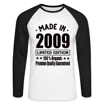 Made in 2009 Vintage Retro Limited Edition - Unisex Long Sleeve Baseball T-Shirt - white/black - Front - Nik (191cm)