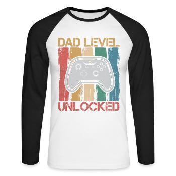 Dad Level Unlocked Design Für Einen Gamer Dad - Unisex Baseballshirt langarm - Weiß/Schwarz - Vorne - Nik (191cm)