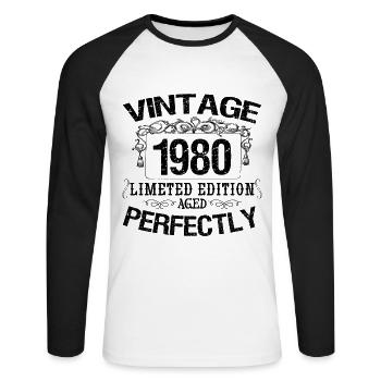 1980 Vintage | Limited edition 1980 aged perfectly - Unisex Long Sleeve Baseball T-Shirt - white/black - Front - Nik (191cm)