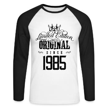 1985 limited edition - Unisex Baseballshirt langarm - Weiß/Schwarz - Vorne - Nik (191cm)