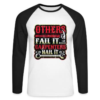 Autres défaillances, clouage de charpentier, travail du bois - T-shirt baseball manches longues Homme - blanc/noir - Devant - Nik (191cm)