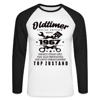 Oldtimer Special Edition Modell 1967 Geburtstag - Unisex Baseballshirt langarm - Weiß/Schwarz - Vorne - Nik (191cm)