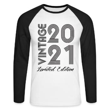 Vintage 2021 Vintage Birthday Retro Vintage - Unisex Long Sleeve Baseball T-Shirt - white/black - Front - Nik (191cm)