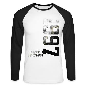 29TH BIRTHDAY 29 YEARS LIMITED EDITION 1997 - Unisex Long Sleeve Baseball T-Shirt - white/black - Front - Nik (191cm)